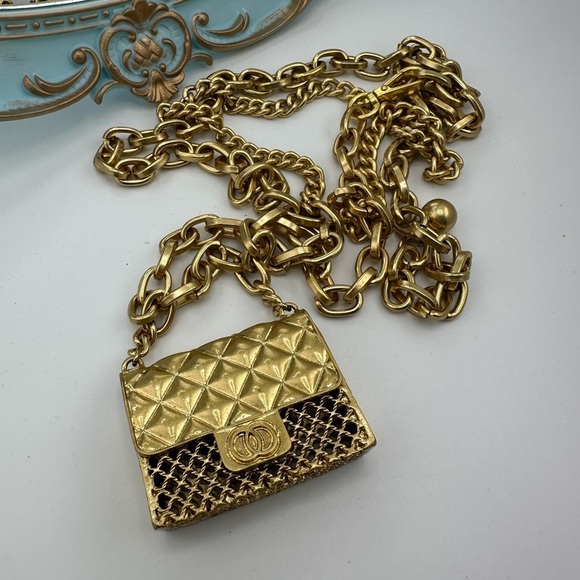 Anthropologie Fashion Tassel Silver Chain Belt with mini Bag Trendy! - Picture 5 of 16